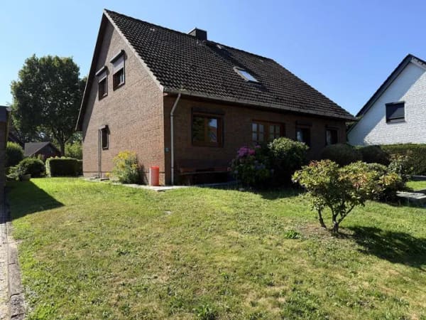 Immobilie in Hitzhusen - Viel Platz für eine Familie mit Kindern und Haustieren - Bild 2