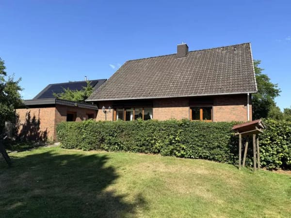 Immobilie in Hitzhusen - Viel Platz für eine Familie mit Kindern und Haustieren - Bild 3