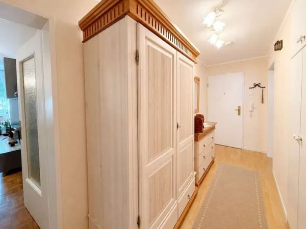 Immobilie in Karlsfeld - Renovierungsbedürftige, charmante 2 Zimmer-Dachgeschosswohnung in ruhiger Lage Karlsfeld - Bild 4