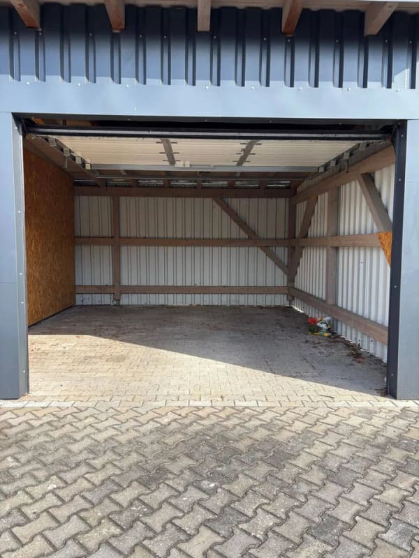 Immobilie in Grafenwöhr - Attraktives Wohngebäude mit zwei großzügigen Wohneinheiten in begehrter Wohnlage von Grafenwöhr - Bild 2