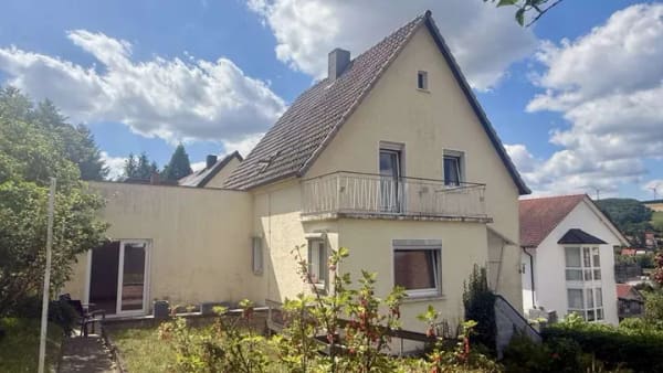 Immobilie in Rammelsbach - Freistehendes Wohnhaus mit Garage und schönem Grundstück - Bild 4