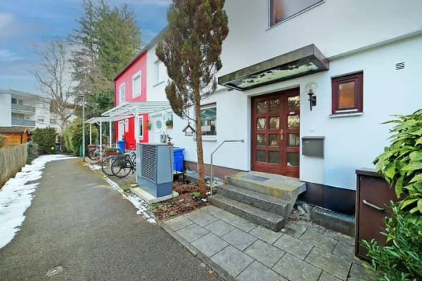 Immobilie in Gröbenzell - Familienfreundliches Reihenmittelhaus in ruhiger grüner Lage im Westen von München - Gröbenzell! - Bild 0