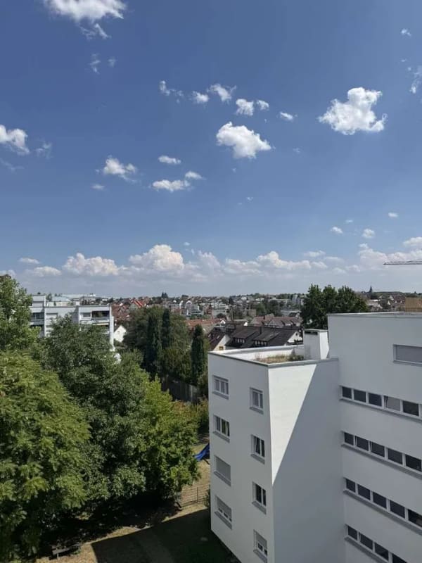 Immobilie in Filderstadt - Charmante 2-Zimmer Wohnung mit beeindruckendem Ausblick und idealer Raumaufteilung - Bild 0