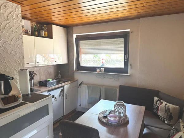 Immobilie in Hemsbach - Vermietete Souterrainwohnung mit separatem Eingang ! - Bild 0
