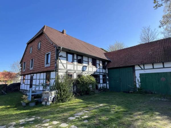 Immobilie in Söhlde - Ländliches Anwesen für Fachwerkliebhaber - Bild 2