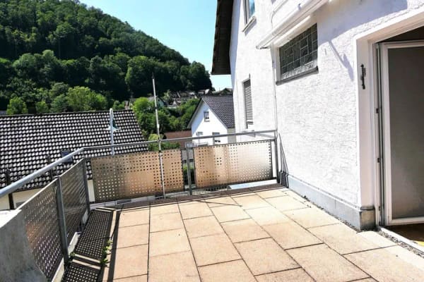 Immobilie in Lauterstein - Sanierungsbedürftiges 1-2-FH mit Garage, Garten und großem Entwicklungspotenzial in ruhiger Lage - Bild 4