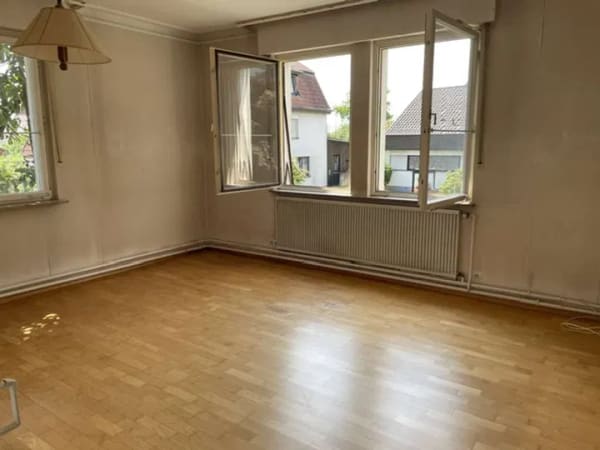 Immobilie in Ebersbach an der Fils - 2-Familienhaus oder nutzbar als Einfamilienhaus für die große Familie- Gestalten Sie es sich selbst! - Bild 3