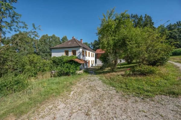 Immobilie in Neuburg am Inn - 2 Einfamilienhäuser in absoluter Alleinlage
mit großem Grundstück,
nicht einsehbar von der Straße - Bild 2