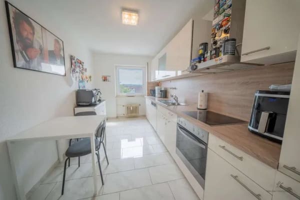 Immobilie in Pleidelsheim - Modernisierte 2-Zimmer-Wohnung mit Aufzug, Balkon & Tiefgarage – sofort bezugsfrei - Bild 3