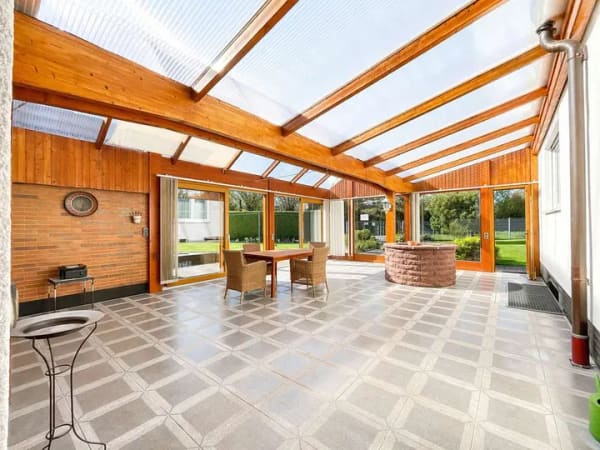Immobilie in Kassel - Gepflegte Doppelhaushälfte mit Wintergarten und 833 m² Grundstück in Harleshausen - Bild 2