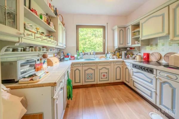 Immobilie in Valley - Großzügiges Wohnhaus mit Doppelgarage, Sauna und weitläufigem Garten in besonders ruhiger Lage  - Bild 2