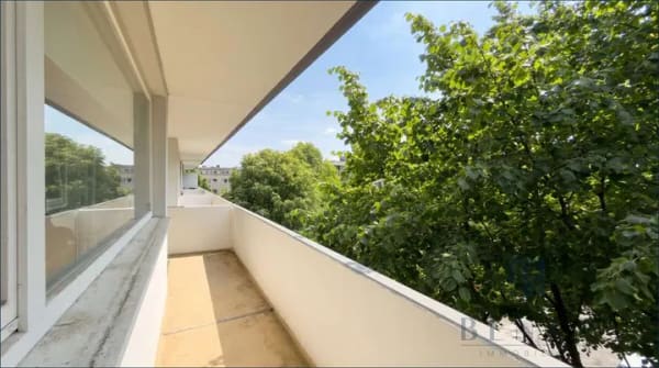 Immobilie in Bremerhaven - Gepflegte 1,5 Zimmer Wohnung mit West-Balkon und Fahrstuhl - Bild 1