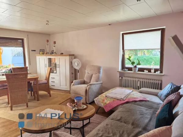 Immobilie in Blaichach - Große 2 Zimmer Garten-Wohnung mit EBK, überdachte Terrasse und 2 Stellplätzen ! - Bild 3
