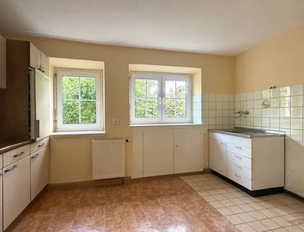 Immobilie in Nattheim - Ein Zuhause! 
Großzügiges Wohnhaus mit zwei separaten Wohnungen, Doppelgarage und Garten in Fleinhe - Bild 4