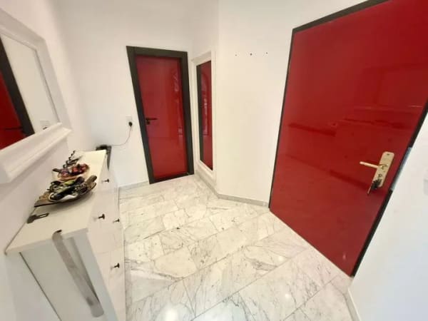 Immobilie in Asbach-Bäumenheim - Charmantes Wohnen auf zwei Ebenen – zwei Balkone, Schwedenofen und Stellplatz - Bild 3