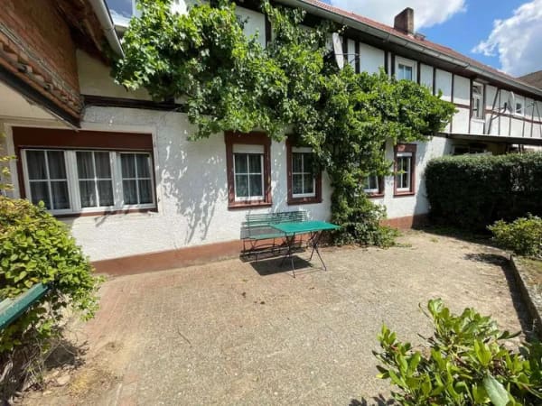 Immobilie in Kalbe (Milde) - Charmantes Wohnensemble – Doppelhaushälfte mit idyllischem 3-Seitenhof - Bild 2