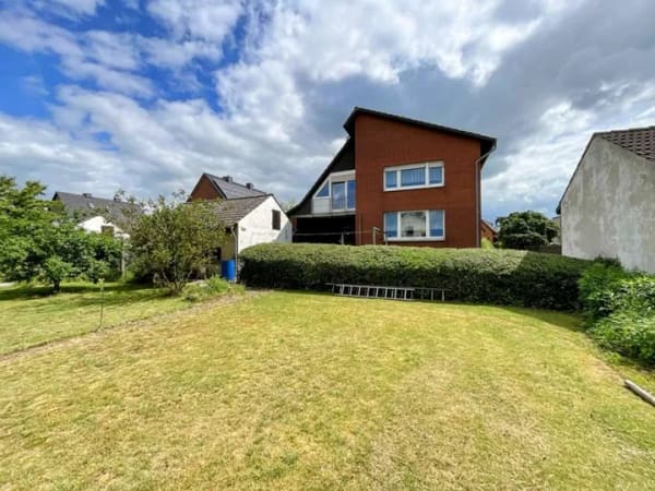 Immobilie in Wendeburg - Zweifamilienhaus in ruhiger Lage von Bortfeld - Bild 1