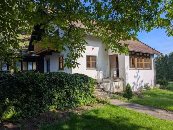 Immobilie in Rötz - Einfamilienhaus mit schön eingewachsenem Garten in Rötz - Bild 0