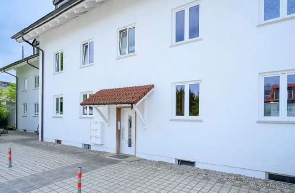 Immobilie in Höhenkirchen-Siegertsbrunn - Direkt vom Eigentümer! Vermietete 3-Zi-Wohnung mit Balkon in gepflegtem MFH - Bild 3