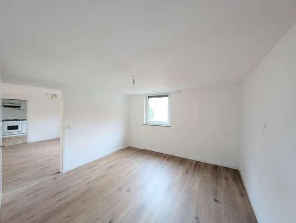 Immobilie in Leonberg - Bezugsfreie, modernisierte Wohnung im denkmalgeschützten Gebäude – Ihre neue Immobilie - Bild 2