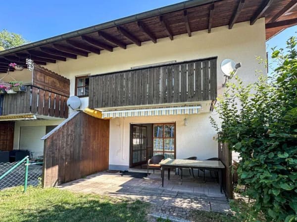 Immobilie in Rott am Inn - 4-Zimmer-Wohnung mit eigenem Garten und TG-Stellplatz - Bild 0