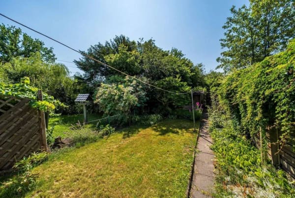 Immobilie in Bad Zwischenahn - Reihenmittelhaus in zentraler Lage von Bad?Zwischenahn - charmantes Wohnen mit Garten - Bild 3