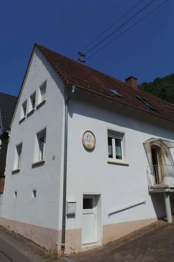 Immobilie in Ramberg - Gemütliches Einfamilienhaus - Ferienhaus mit vielseitigem Potenzial in Ramberg - Bild 2