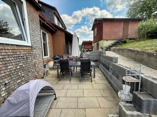 Immobilie in Loßburg - Großzügige Doppelhaushälfte mit großzügigem Raumangebot in attraktiver Wohnlage von Loßburg - Bild 4