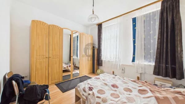 Immobilie in Peine - Zweifamilienhaus + Bungalow in Peine – 230 m² Wohnfläche, 609 m² Grundstück - Bild 2