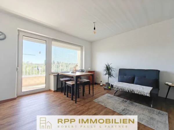 Immobilie in Oberschleißheim - Solides Investment oder zum Selbstbezug - Saniertes Apartment in guter Lage - Bild 0