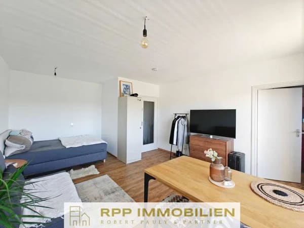 Immobilie in Oberschleißheim - Solides Investment oder zum Selbstbezug - Saniertes Apartment in guter Lage - Bild 2