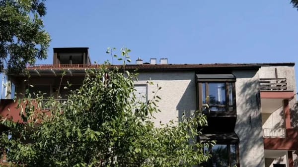 Immobilie in Krailling - Ankündigung: Bezaubernde Maisonette in bester Lage Kraillings, frei und ruhig! Blick in's Grüne! - Bild 0