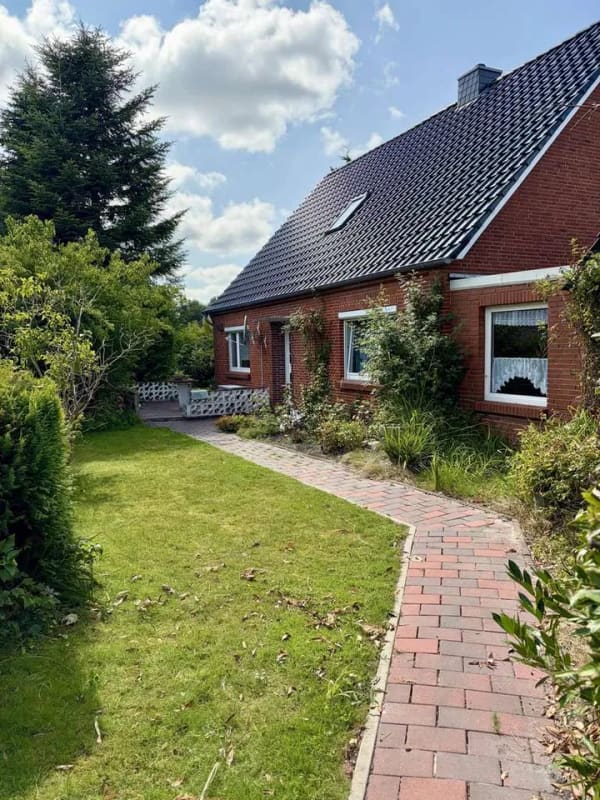 Immobilie in Südbrookmerland - Familienfreundliches Haus mit großem Garten und bereits modernisiertem Dach in Victorbur
 - Bild 2