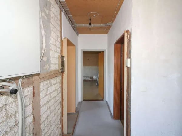 Immobilie in Brachttal - Ein Ort zum Durchatmen – Einfamilienhaus zum Ausbauen in traumhafter Naturlage in Schlierbach - Bild 4