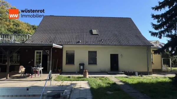 Immobilie in Eisenhüttenstadt - Absolutes Schnäppchen - Handwerker aufgepasst - viel Platz, Vollkeller, großes Grundstück, Pool - Bild 4
