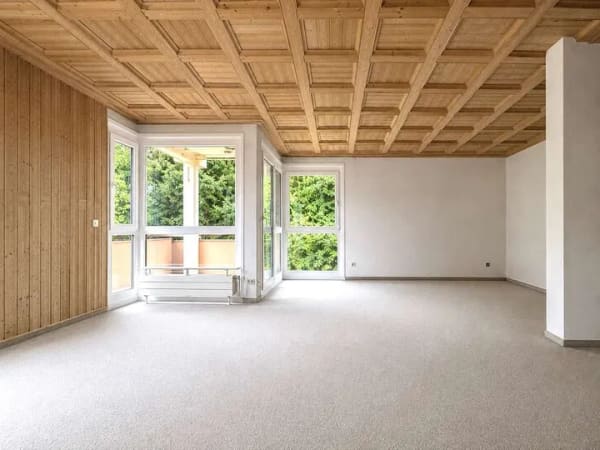 Immobilie in Schwieberdingen - Großzügige 4-Zimmer-Wohnung mit Potenzial und herrlichem Blick ins Grüne// Erbpacht - Bild 2