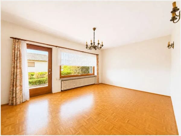 Immobilie in Gemünden (Felda) - Solide Bausubstanz trifft auf großes Potenzial – Einfamilienhaus in begehrter Wohnlage - Bild 1