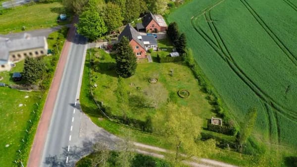 Immobilie in Bollingstedt - Einfamilienhaus mit Potential in Feldrandlage - Bild 0