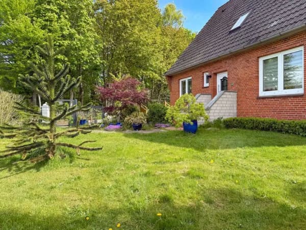 Immobilie in Bollingstedt - Einfamilienhaus mit Potential in Feldrandlage - Bild 1