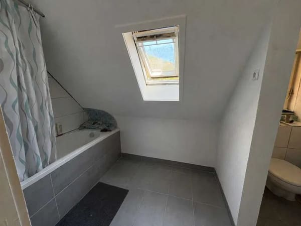 Immobilie in Besigheim - Helle 2-Zimmer Dachgeschosswohnung in Besigheim - Bild 2
