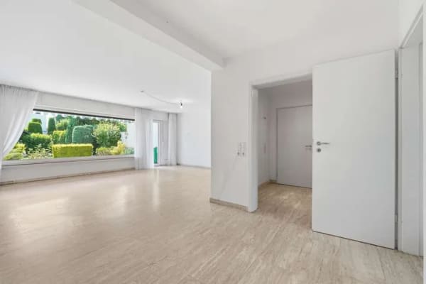 Immobilie in Meckenheim - Großzügiges und bezugsfreies Reihenmittelhaus mit Garten und Garage in beliebter Lage von Meckenheim - Bild 2
