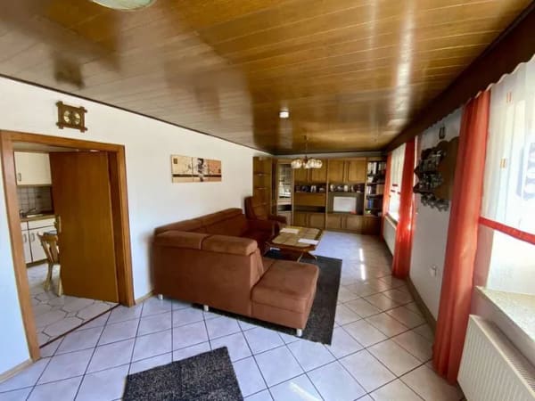 Immobilie in Mistelgau - Natur. Ruhe. Freiheit. – Ein liebevolles Zuhause für Mensch und Tier mit Weideland und kleinem Stall - Bild 3