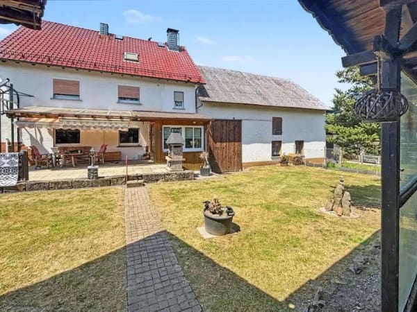 Immobilie in Mücke - Viel Platz für Generationen, Familie und individuelle Wohnideen – Mehrgenerationenhaus in Mücke - Bild 1