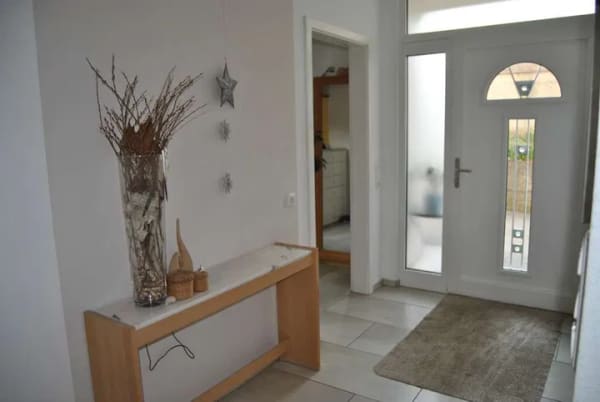 Immobilie in Balzhausen - 5-Zimmer-Wohnung zu verkaufen - großzügiges Wohnen auf zwei ebenen - Bild 1