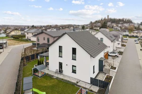 Immobilie in Merenberg - Neues Einfamilienhaus mit Pool im Merenberger Neubaugebiet, 140m² - ohne Makler - Bild 2