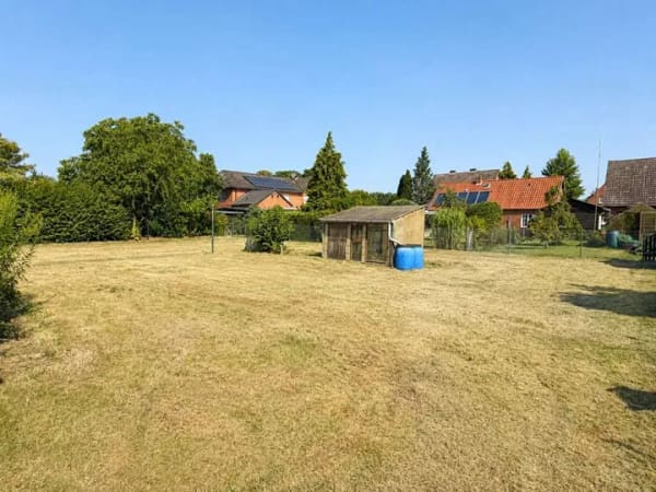 Immobilie in Hohnstorf (Elbe) - Einfamilienhaus mit Charakter und großem Garten - Bild 3