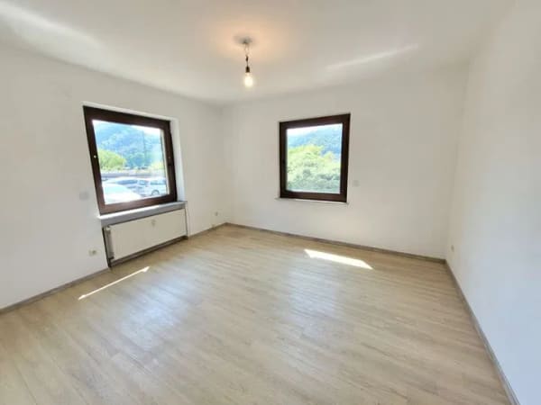 Immobilie in Rheinbrohl - Mehrfamilienhaus, vermietet, mit lukrativer Rendite und vielen Renovierungen in Rheinbrohl - Bild 3
