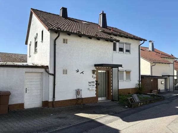 Immobilie in Bretzfeld - Zweifamilienhaus in zentraler Lage ! - Bild 2