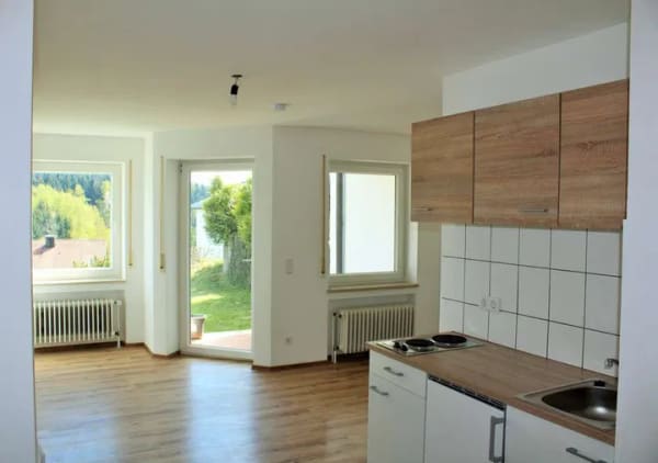 Immobilie in Thannhausen - Gemütliche 1-Zimmer-Wohnung mit Terrasse und Gartennutzung in ruhiger Lage von Thannhausen - Bild 0
