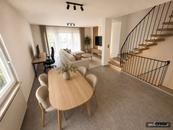 Immobilie in Ahorn - Doppelhaushälfte mit ca. 126 m² Wohnfläche und individuellem Gestaltungspotenzial - Bild 1